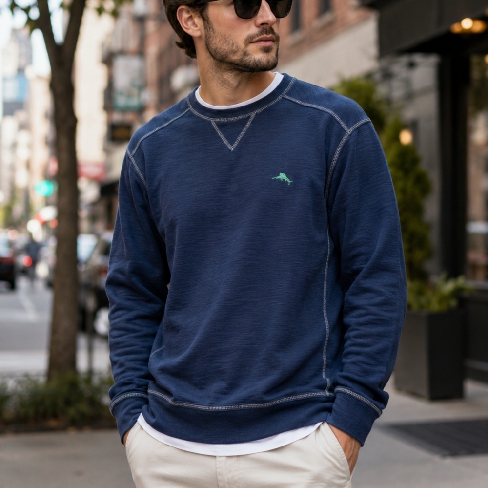 Tommy Bahama Navy Crewneck Sweater Men's M Pima Cotton TENCEL Contrast Stitch